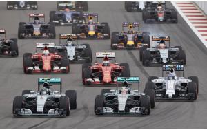 In Russia Lewis Hamilton spalanca le porte per il Mondiale