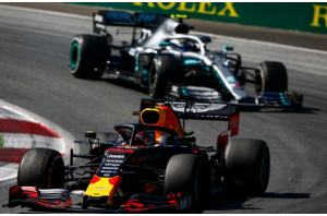 Max Verstappen rompe il dominio Mercedes vincendo nel GP di Austria