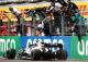 Lewis Hamilton domina il GP dUngheria