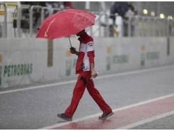 F1: la pioggia protagonista nelle libere, Rosberg il migliore