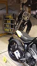 Ducati Scrambler il modello Full Throttle  dedicata a chi ama le corse flat track