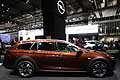 Opel Insignia Country Tourer fiancata al Francoforte Motor Show 2017